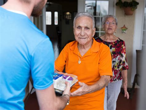 Top Senior Home Delivered Meal Services for Nutritious Aging