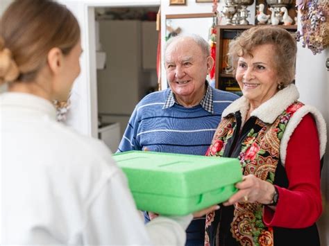 Top Senior Home Delivered Meal Services for Nutritious Aging